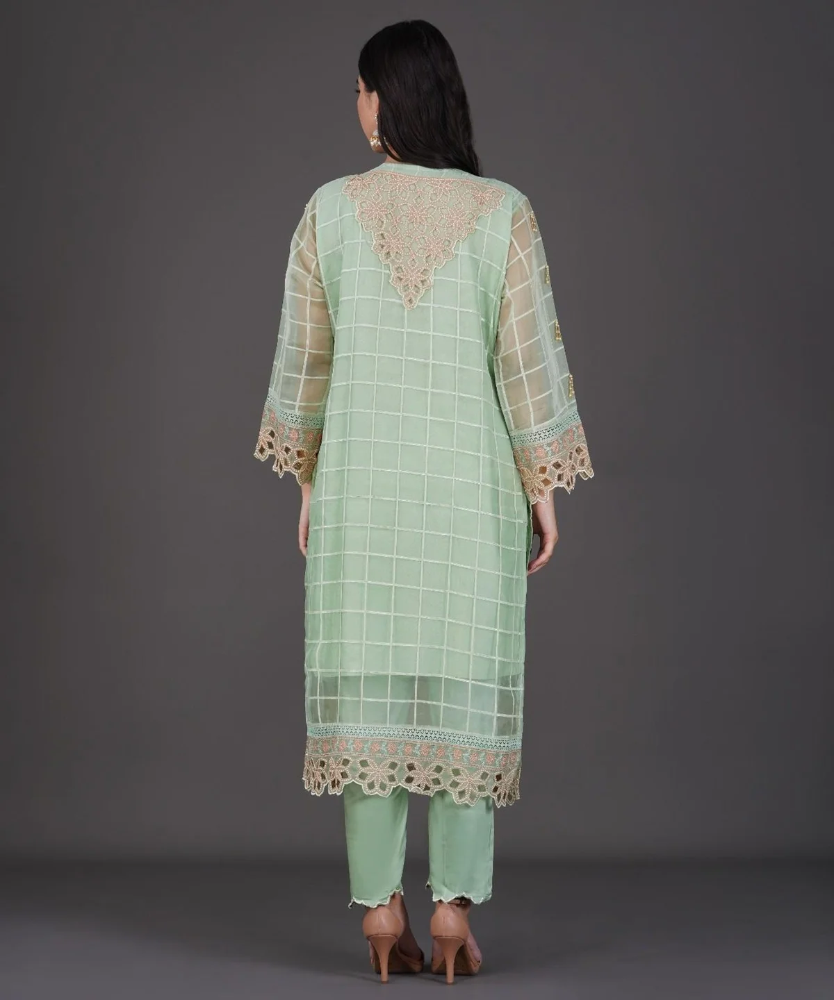 mint-green-floral-embroidered-kurta-set-back